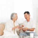 シニア世代におすすめの交流サイト！SNSを利用する際の注意点も解説