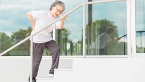 【要対策】高齢者の筋力低下によるリスク！原因とトレーニング方法も紹介