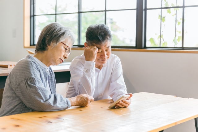 高齢者の筋力が低下してしまう原因